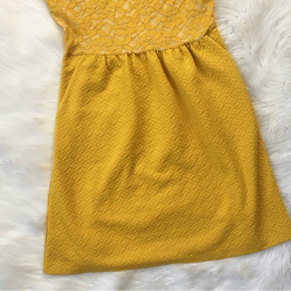 ✨Anthropologie - Maeve✨ Mustard Yellow Lace Vera Dress Pockets Keyhole Sz Small - Picture 3 of 10